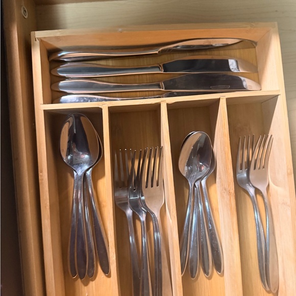 Silverware - Picture 3 of 3